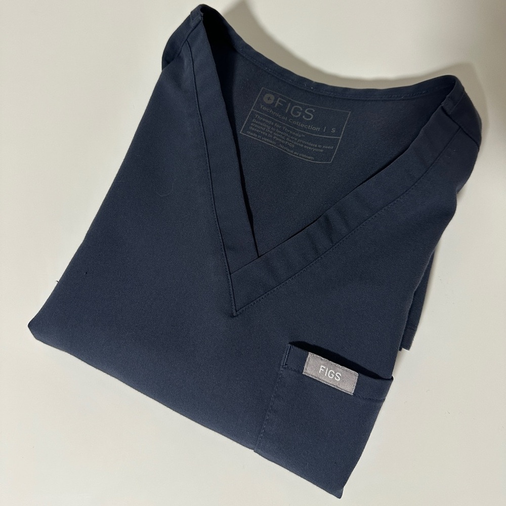 Figs Catalina Scrub Top in Night Sky